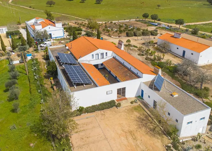 Herdade Do Charito